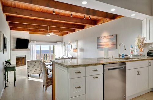 Indian Shores Condo | IRB Sun Place