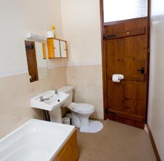 Wixford House | Irelands Farm Cottages