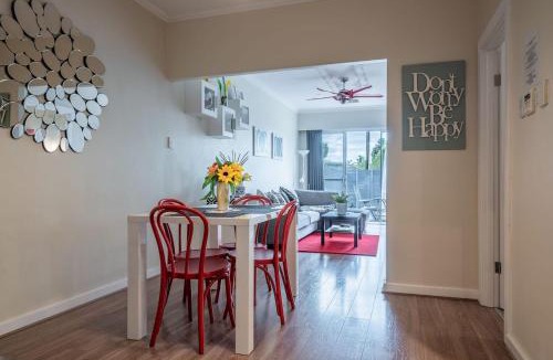 Somerton Park Villa | Irene's Seaside Villa