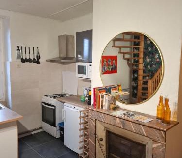 Bourganeuf Apartment | Irie Vibes