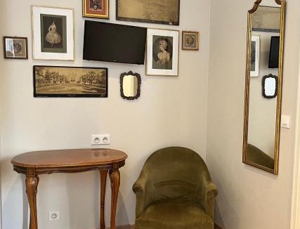 Antibes Old Town Hotel | Irin Hotel