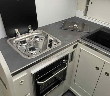 Nevers Boat Rental | Iris, bateau douillet