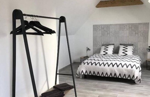 Chauny Bed & Breakfast | Iris - Bed and breakfast