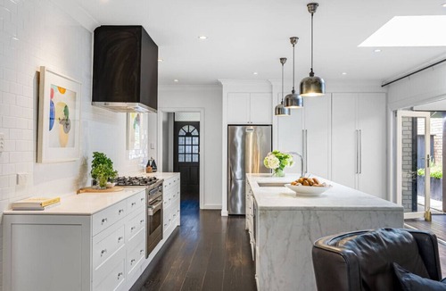 Norwood House | Iris @ Norwood - Luxe 4BR