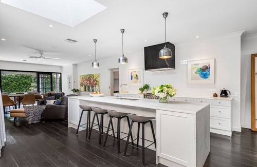 Norwood House | Iris @ Norwood - Luxe 4BR