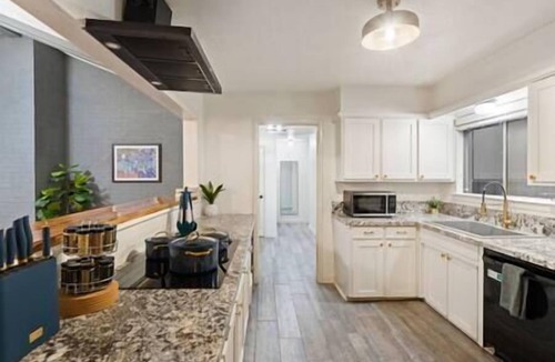Fort Worth House | Iris - Pool | Hot Tub | Game Room | Outdoor Cinema