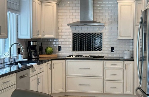 Granger House | Irish Family Villa! Close to ND!