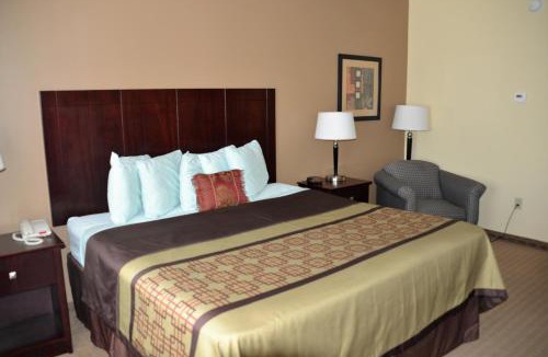 Lazbuddie Hotel | Irish Inn and Suites