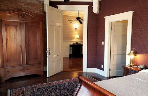 Blackwater House | Iron Horse Hotel