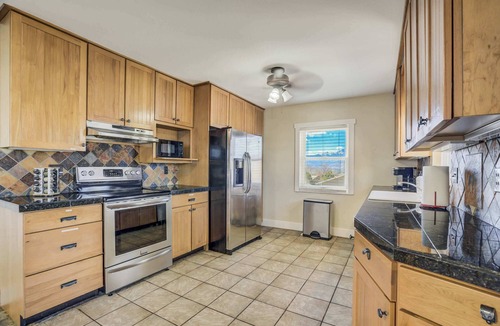 Briargate House | Iron View! Retreat w/Hot Tub & Mountain Views
