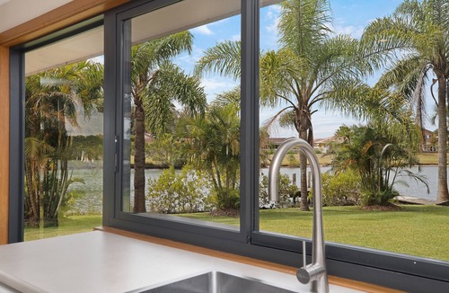 Forster House | Ironbark - Glorious waterfront