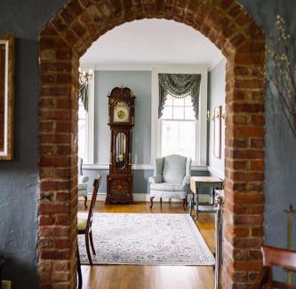 Old Town Fredericksburg Bed & Breakfast | Ironclad Inn and Bourbon Room