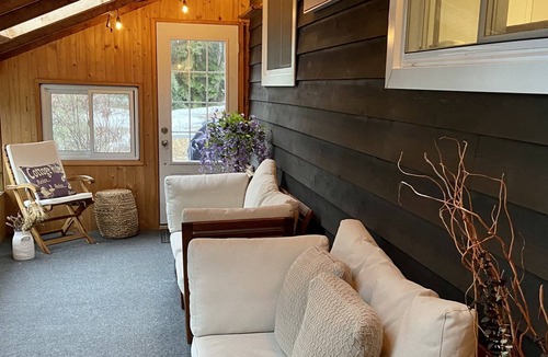 Irondale Cottage | Irondale River House