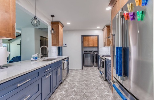 South Tulsa House | Ironwood House | 5BR Tulsa | Heated Pool