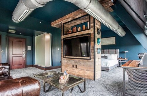 Indianapolis Hotel | Ironworks Hotel Indy