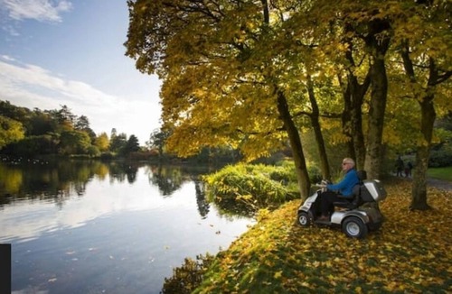 Waterlooville Apartment | Irtaza charming suits nn