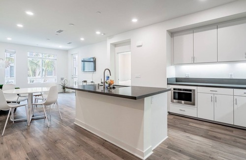 Airport Area Condo | Irvine Luxury Community BEST LOCATION!!!
