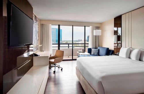 Airport Area Hotel | Irvine Marriott