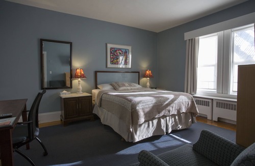 Mid-Cambridge Bed & Breakfast | Irving House At Harvard