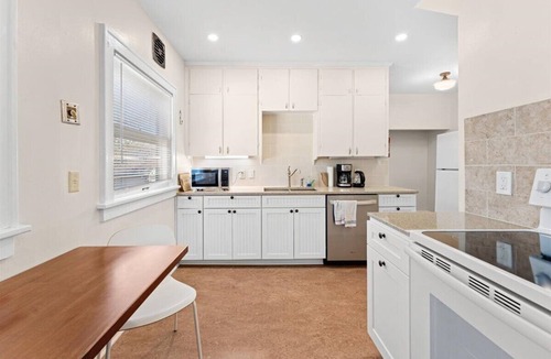 Irvington Apartment | Irvington 1-Bd Apt in Charming Duplex