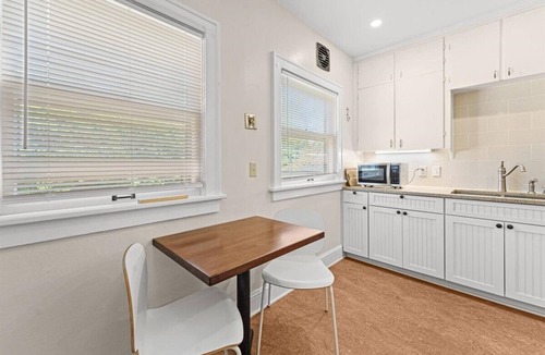 Irvington Apartment | Irvington 1-Bd Apt in Charming Duplex