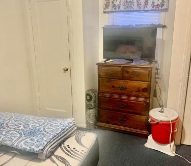 Hempstead House | Isa-e Home Stay