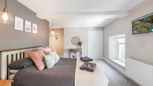 Catton House | Isaac's Cottage