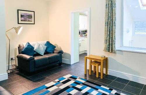 Caernarfon House | Isallt