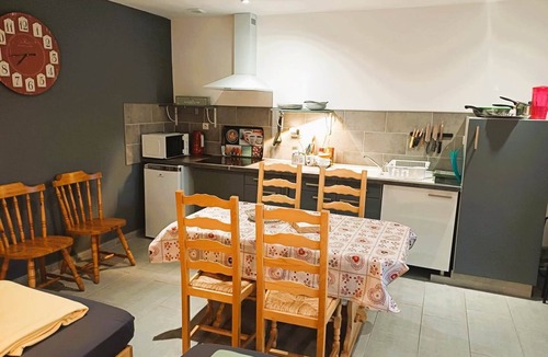 Arrens-Marsous Apartment | ISARDS HIKER 5-BED DORMITORY GR10