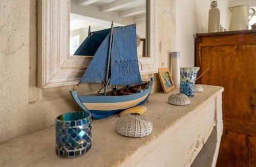 Mortagne-sur-Gironde House | Isatis