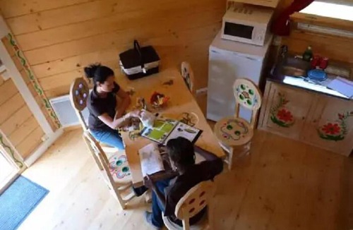 Dienne Cabin | Isba Yurt 4/6 People