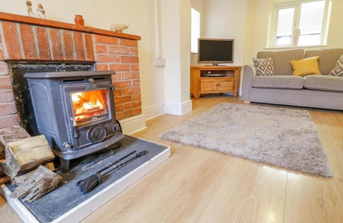 Carno House | Isfryn