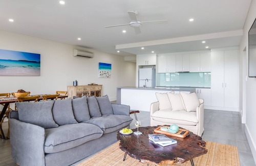 Huskisson Apartment | Ishtar Apartment 6- Luxury Living Accommodation