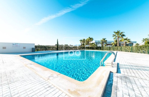 Alhama de Murcia Apartment | Isla de la Sierra: Resort apt, pool, private garden, mountain views - by OYOOSTAYS