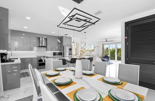 Marathon Villa | Isla Sol ~ Waterfront Oasis ~ Pool ~ Dock ~ Kayaks