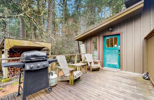 Eastsound Hotel | Island Artist Studio