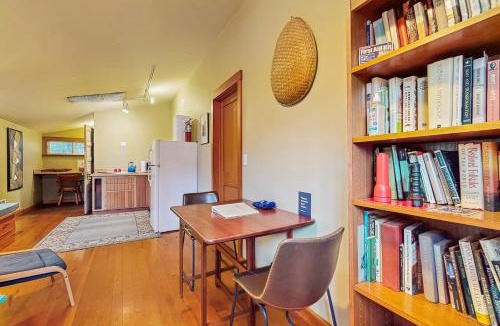 Eastsound Hotel | Island Artist Studio