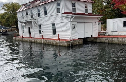 Wellesley Island Apartment | Island Boathouse w/boatslip