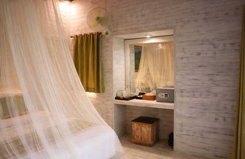 Mushroom Bay Hotel | Island Cabanas Tropical Retreat in Nusa Lembongan