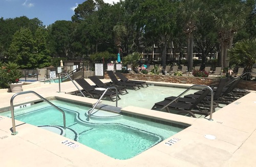 Folly Field Condo | Island Club Beachfront Resort, Lagoon-View, 1BR, First Floor