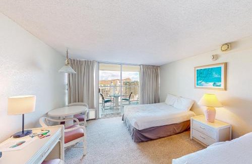 Waikiki Hotel | Island Colony 3519 - 30 night minimum