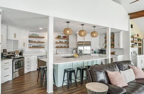 Murchison House | ISLAND DREAM! Chef's Kitchen! Boat rental! Maui mat/Kayak/SUP/game room