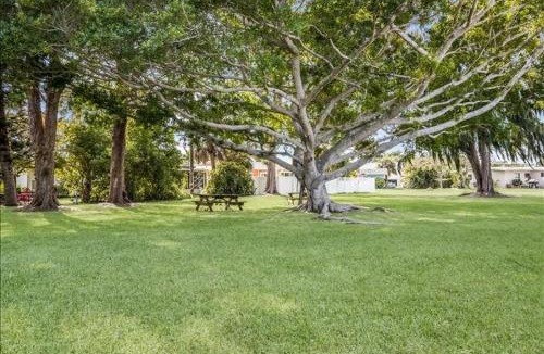 Holmes Beach Villa | Island Escape home