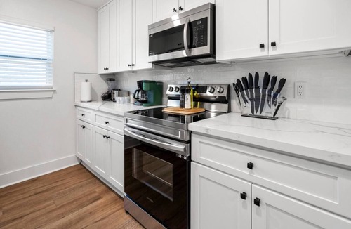 San Jacinto Apartment | Island Gems - Emeraldnn