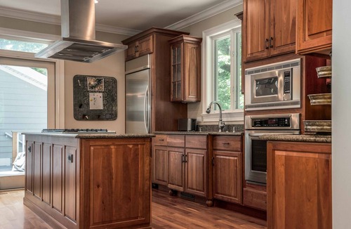 Delavan Lake House | Island Getaway on Delavan Lake