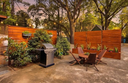 Charleston House | Island Hideout