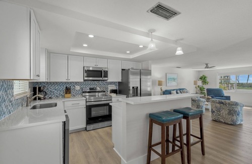 Siesta Key Villa | Island House Beach Resort V11