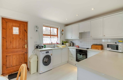 Whitby Cottage | Island In The Stream