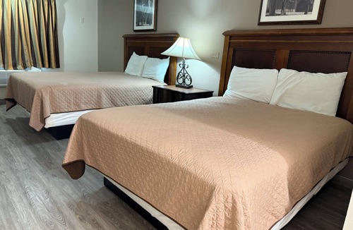 Grand Island Hotel | Island Inn