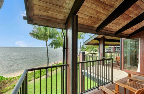 Kaunakakai Condo | Island Inspired w/Loft, Large Lanai, Kitchen #334